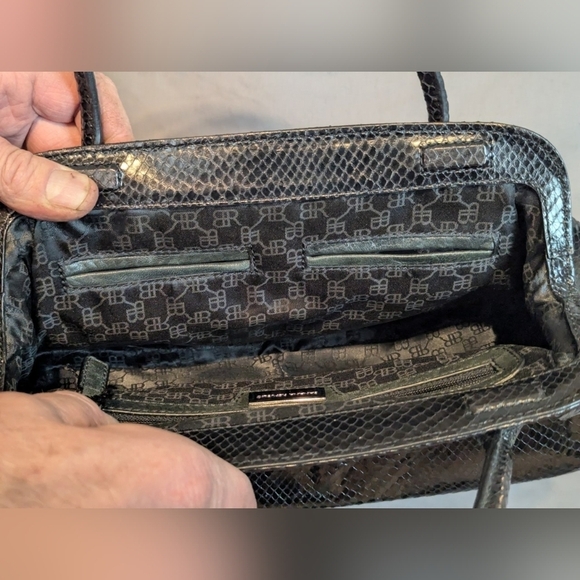 Banana Republic footed shoulder purse in black snakeskin design - Picture 8 of 11